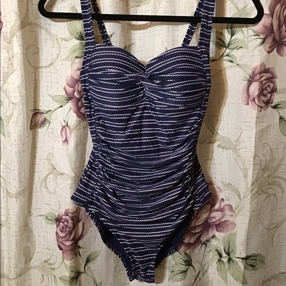 One piece bathing suit